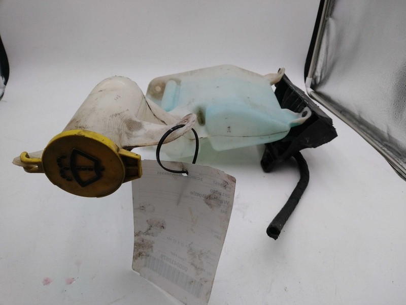 2011 Chrysler 200 Washer Fluid Reservoir OEM 2.40L Silver 133k Miles