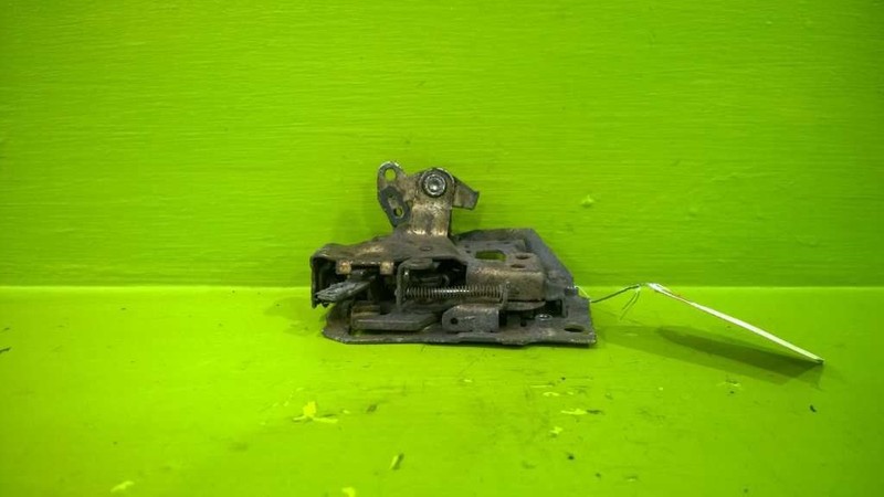 93 94 95 96 SUBURBAN 1500 C1500 K1500 PASSENGER FRONT DOOR LOCK LATCH3304-6