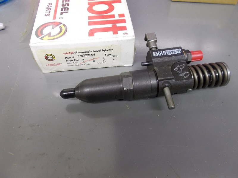 NEW Detroit Diesel R5229695 Remanufactured Injector Hi Cal: B Idle Cal: A