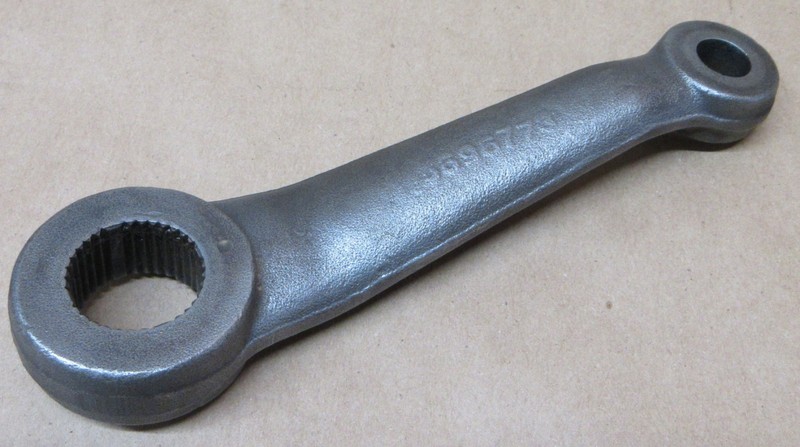 USED GM POWER STEERING PITMAN ARM 5696773