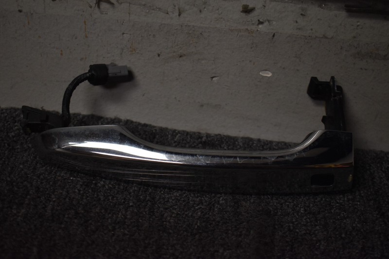 2016-2020 HYUNDAI ELANTRA RIGHT SIDE EXTERIOR DOOR HANDLE FACTORY OEM