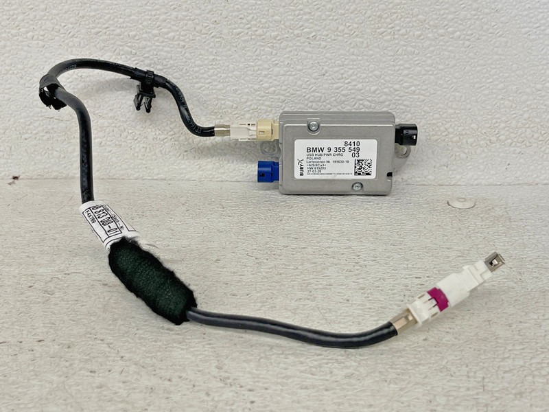 ⭐2021-2023 TOYOTA SUPRA A91 USB HUB POWER CHARGER CONTROL MODULE OEM LOT2701