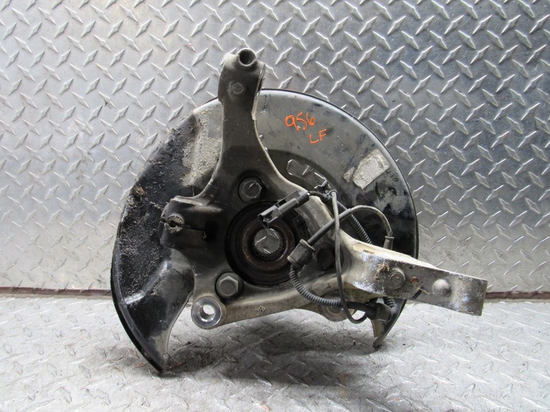 10 - 16 BUCK LACROSSE LEFT DRIVER FRONT SPINDLE KNUCKLE CHASSIS OPT GNA