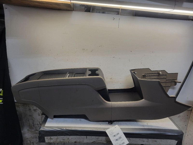 Console Front Floor With Charger US Market Elite Fits 18-20 ODYSSEY 1643714