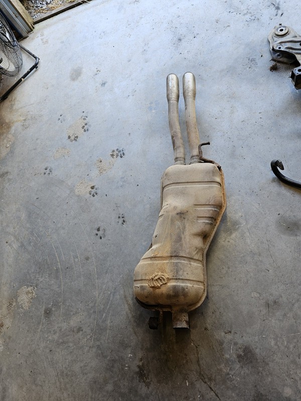 Stock Exhaust Muffler 2003 Jetta