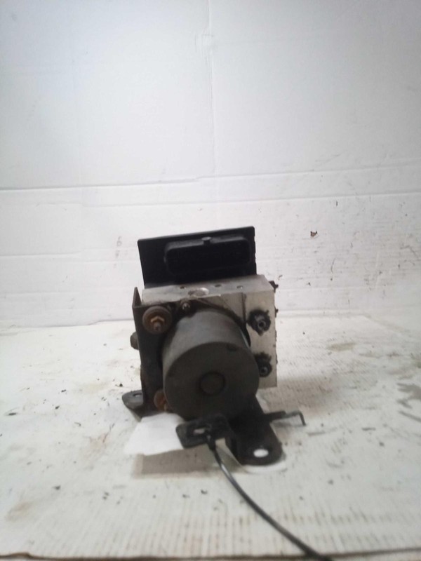 2013 Hyundai Sonata ABS Modulator OEM 589203S400 Black 160K Miles