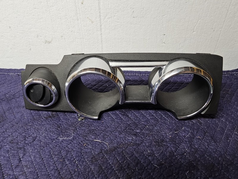 05-09 Ford Mustang Instrument Cluster Trim Bezel OEM