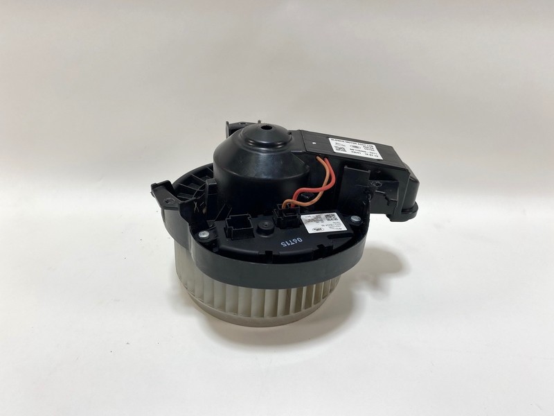 17-20 JAGUAR F-PACE HVAC A/C AC AIR CONDITIONER BLOWER HEATER MOTOR FAN OEM