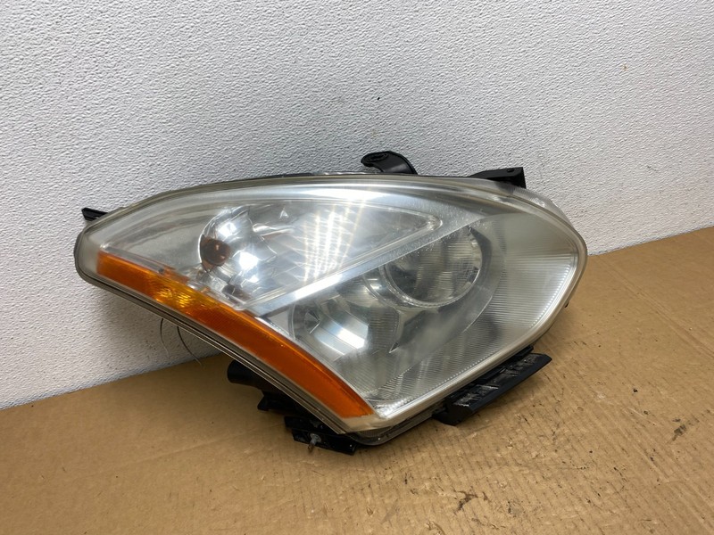 2009-2013 Nissan Rogue Right Passenger Halogen Headlight OEM AC7637 DW