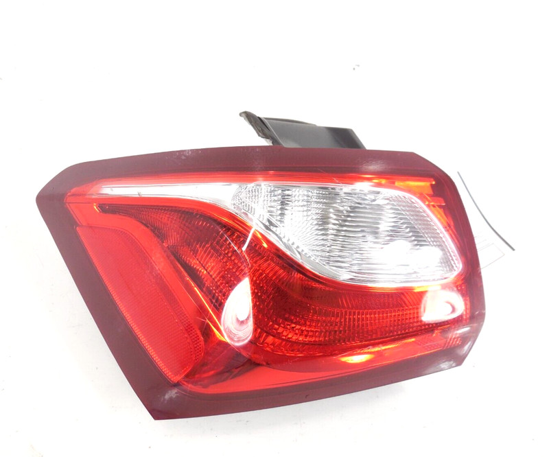2018-2021 Chevrolet Equinox Quarter Panel Mounted Tail Light Driver Left LH OEM