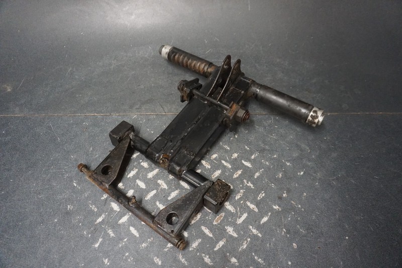 2000-2002 MXZ X 700 Mach Z Formula Ski-Doo OEM Rear Suspension Rear Arm Ass'y