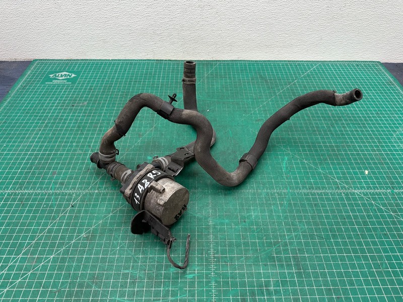 13-17 Audi A8 Quattro 3.0L ENGINE COOLANT AUXILIARY WATER PUMP W/ HOSE OEM