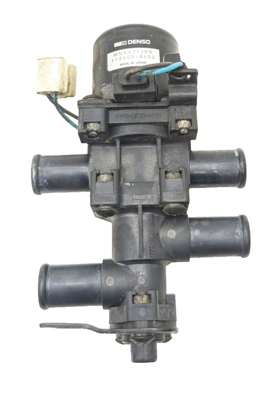 Jaguar XJ X300 XJR XJ12 XJ6 Water coolant heater control valve MNA6711AB