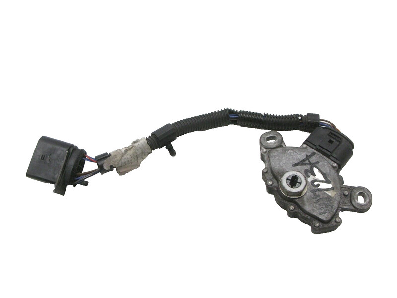 11-15 AUDI 4L Q7 11-17 VW TOUAREG A/T TRANSMISSION GEAR POSITION SENSOR OEM 1107