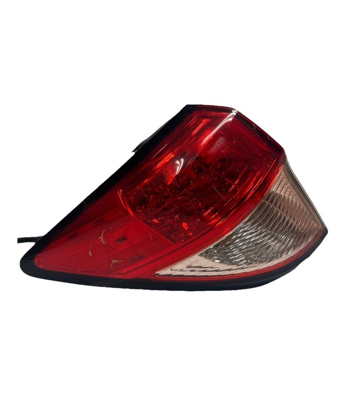 2016 2017 2018 Honda HRV tail light quarter panel mounted left side assembly