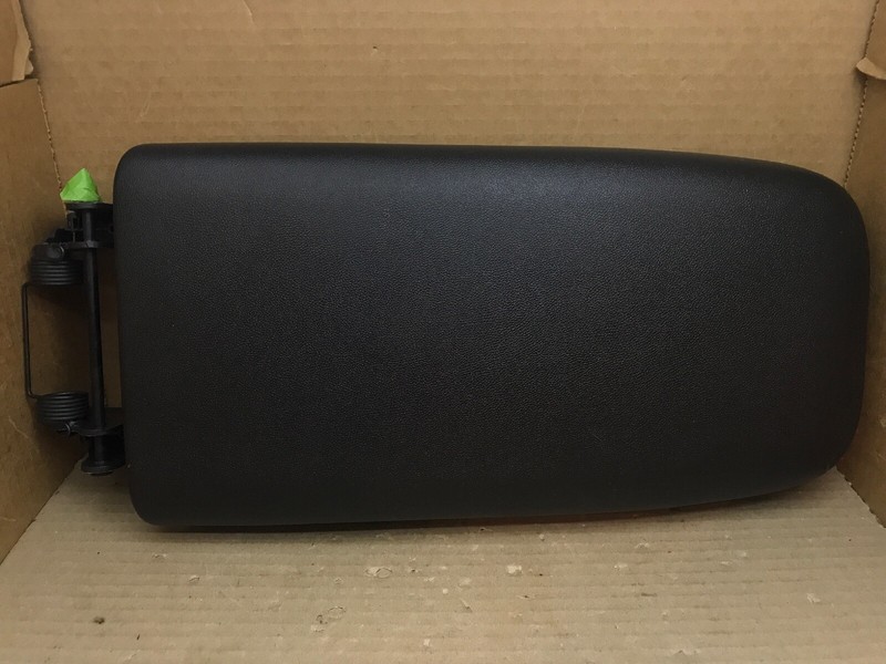 2018-2023 Equinox Center Console Lid Cover Top Arm Rest Armrest Black