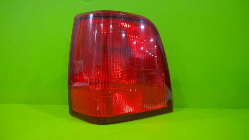 03 04 05 06 NAVIGATOR PASSENGER RIGHT QUARTER TAILLIGHT LAMP OEM 3086-68