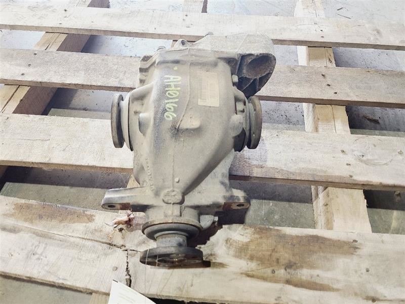 Carrier Coupe Front Automatic Transmission Fits 07-13 BMW 328i 560342