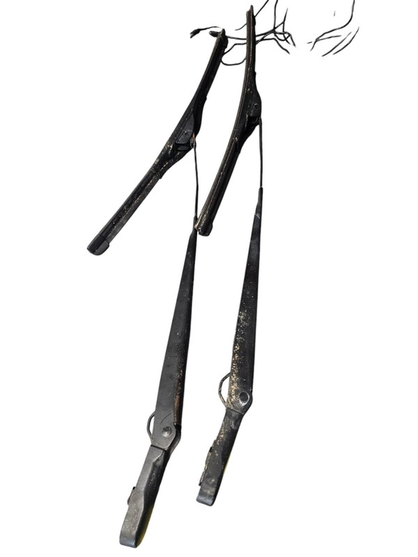 1999 - 2007 Ford F250 F350 Wiper Arm / Arms. Right & Left Side.