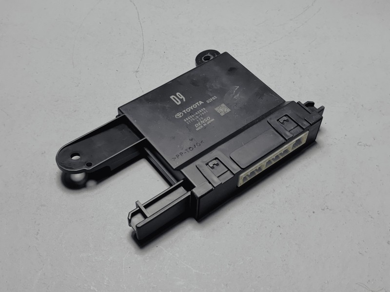 2021-2023 TOYOTA RAV4 FRONT AC AMPLIFIER TEMPERATURE CONTROL MODULE OEM