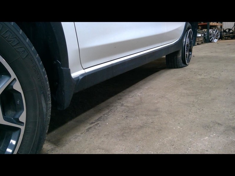 2018-2022 CROSSTREK lEFT Rocker Panel Moulding 1623633