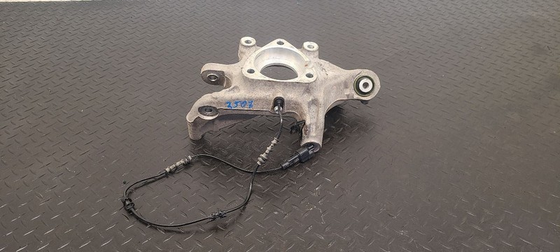 18-24 Chevrolet Traverse Rear Left Driver Spindle Knuckle OEM 84196224