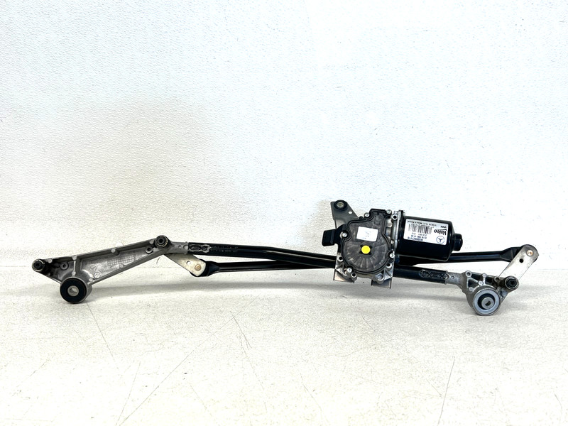 ⭐14-19 MERCEDES-BENZ CLA250 FRONT WINDSHIELD WIPER LINKAGE W/ MOTOR OEM LOT2745