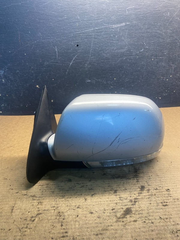 2007 to 2012 Hyundai Veracruz Left Driver View Turn Sgn Door Mirror AA0844 MS