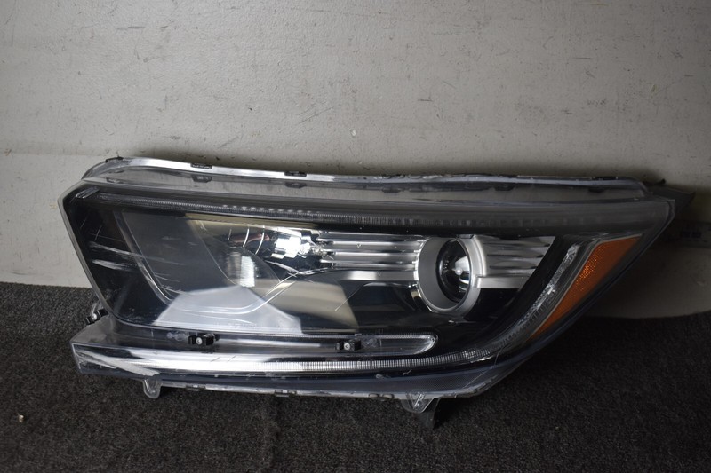 2017-2022 HONDA CR-V HEADLIGHT LEFT FACTORY OEM