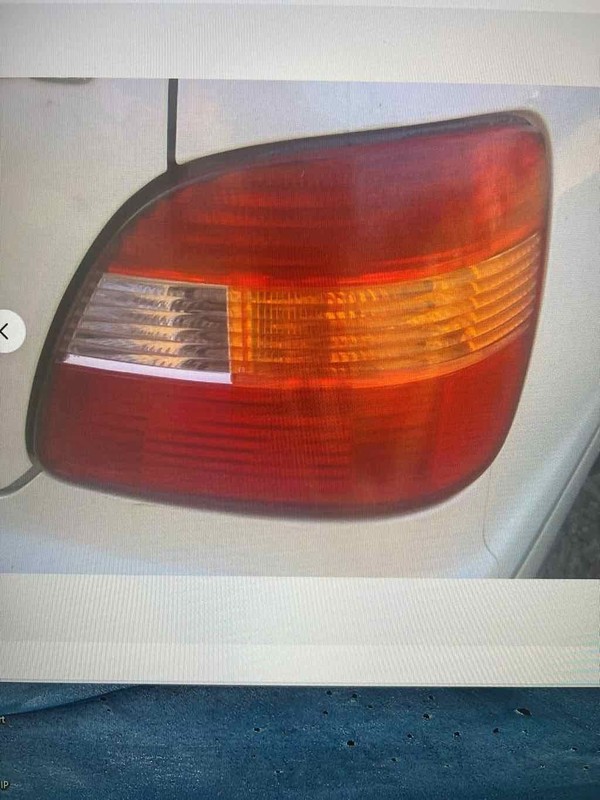 Tail Light Assembly LEXUS GS300 Right 98 99 00 01 02 03 04 05