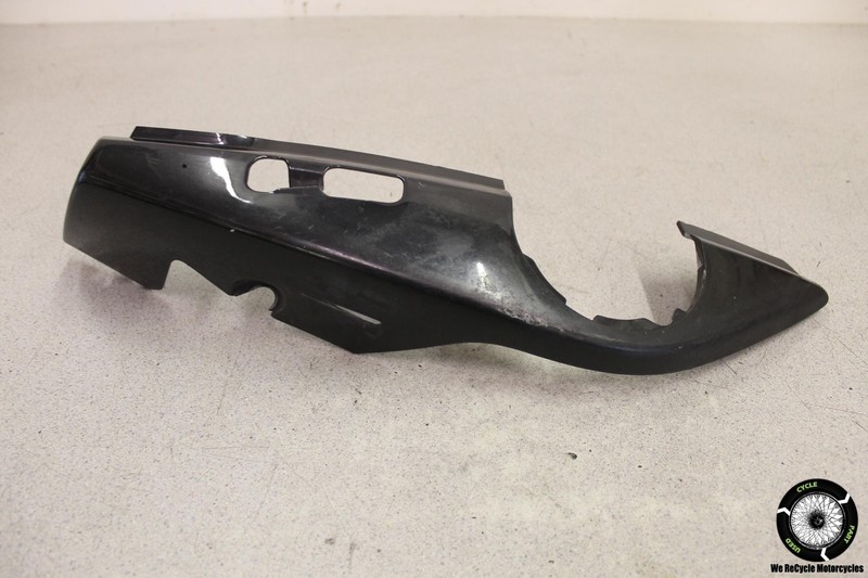 2003 BMW F650CS RIGHT REAR BACK TAIL FAIRING COWL PLASTIC PANEL F 650 CS 03