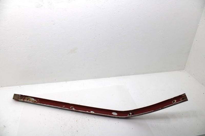 1980 Yamaha Ss440 Oem Front Left Bumper 8K4-77513-00-00 SY63