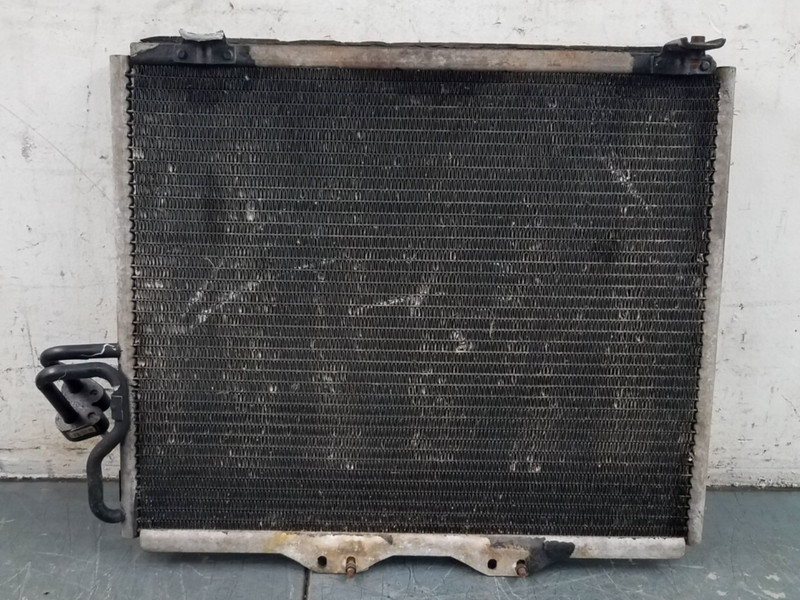 2006 Jeep Wrangler TJ Rubicon 4x4 Radiator / Condenser #1793 M2