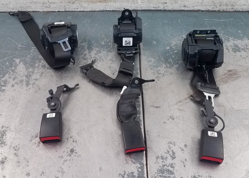 2018 BMW M5 F90 Rear Seat Belt Set #2469 B2