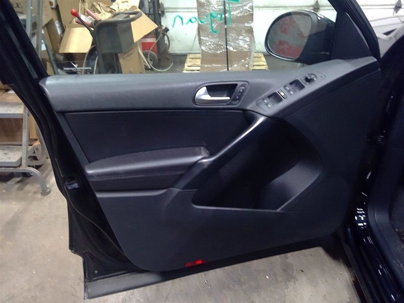 TIGUAN 2016 Driver Left Front Door Trim Panel 1721438