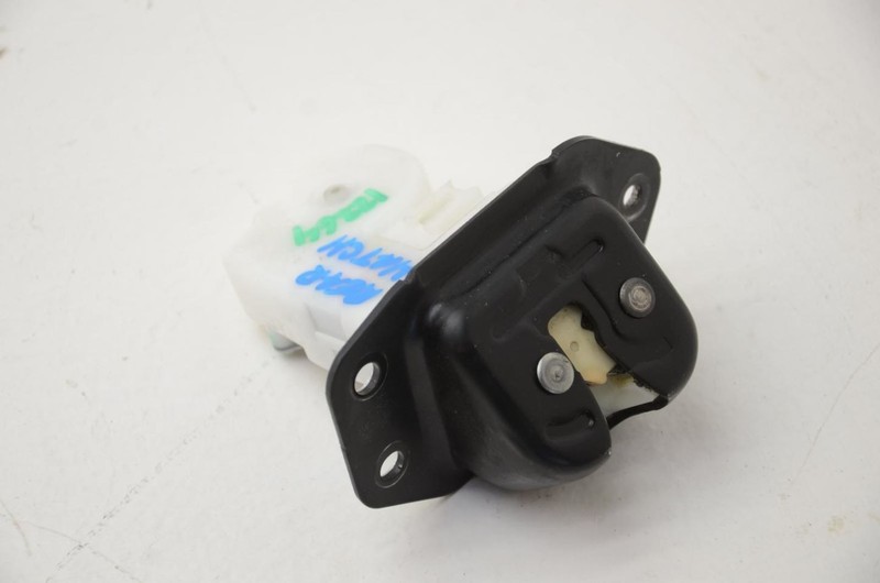 Rear Hatch Door Lock Actuator Fits 13-17 LEAF