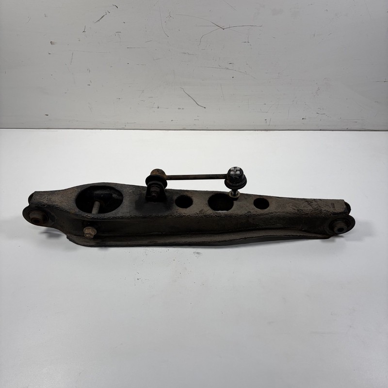 97-01 Honda CR-V Left Rear Lower Control Arm 52360-S10-305 OEM