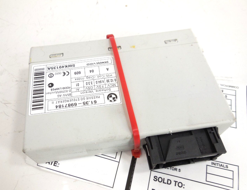 2007-2013 BMW 335i Passive Go Keyless Entry Control Module OEM 6987184