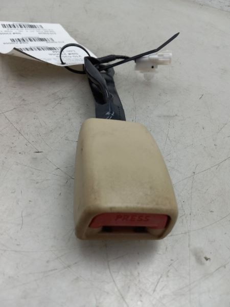 Seat Belt Front Bucket Passenger Buckle Fits 15-17 CAMRY LB00