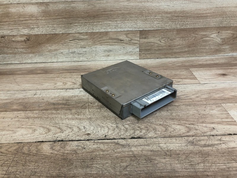 FORD F150 F250 BRONCO OEM FRONT ENGINE MOTOR DME COMPUTER MODULE 4.9L 1987
