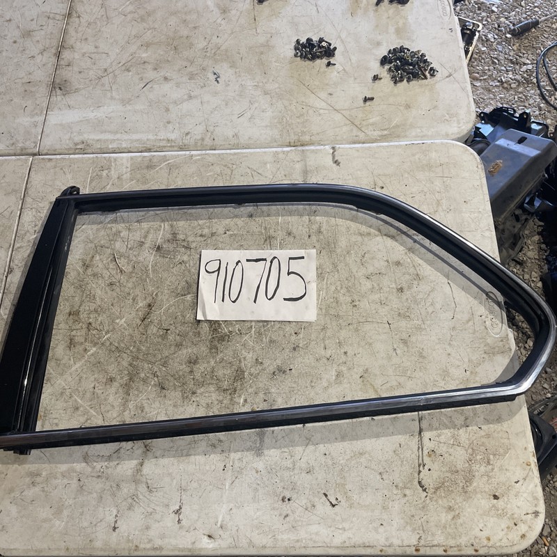 95-00 Lexus LS400 Rear Left Driver Door Window Outer Frame Molding OEM