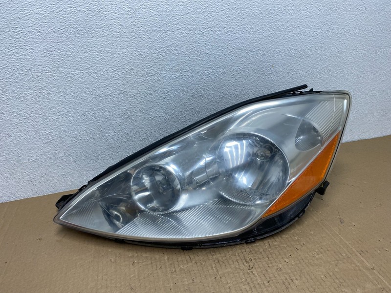 2006 to 2010 Toyota Sienna Left Driver Lh Side Headlight Halogen TYC AC3864 DW
