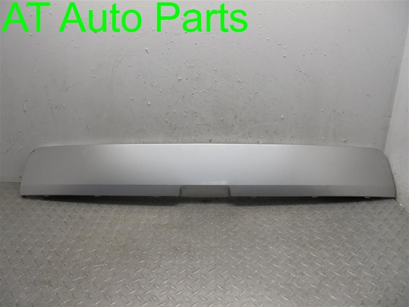 2006 BUICK RENDEZVOUS REAR HATCH LOWER TRIM MOULDING 10443077