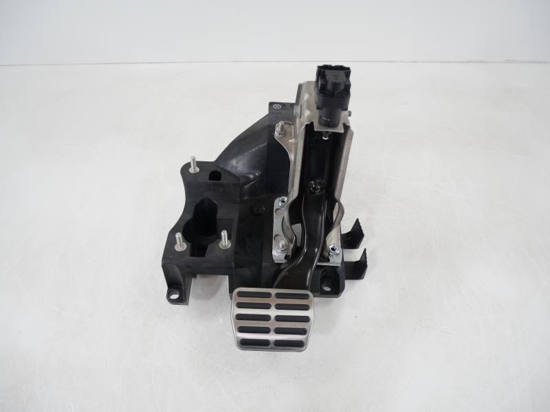 2008-2015 Audi R8 A/T Automatic Transmission Brake Pedal Box Assembly OEM