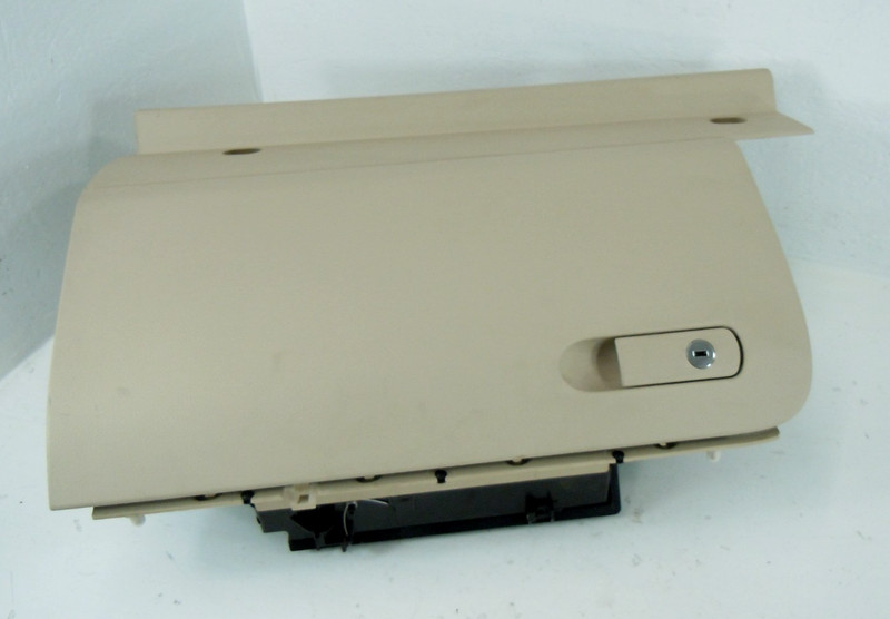 2012 12 Volkswagen Touareg Glove Box Storage Comparement OEM