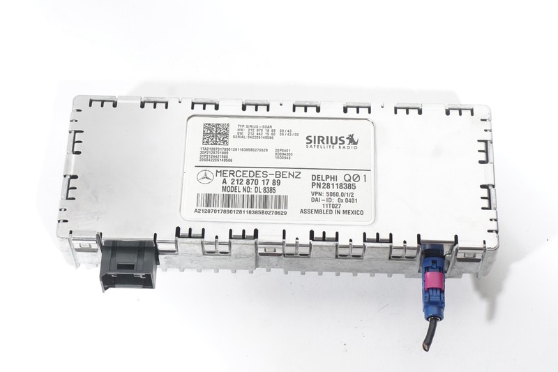 2010 - 2013 MERCEDES BENZ E350 W212 Sirius Satellite Radio Receiver Module OEM