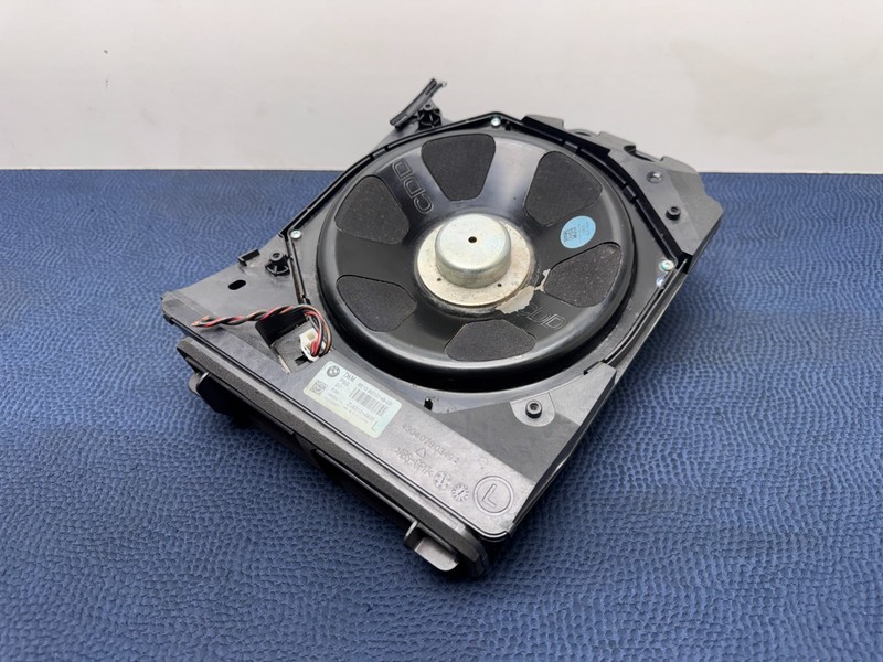 12-21 OEM BMW F23 2 3 4 Series M235i M4 Left Central Bass Loud Speaker Subwoofer