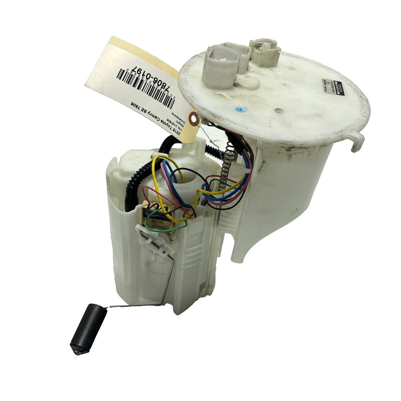 2018 - 2023 TOYOTA CAMRY 2.5L ENGINE GAS TANK FUEL PUMP UNIT GENUINE OEM