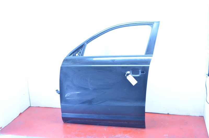 15-18 AUDI Q3 FRONT LEFT DRIVER SIDE DOOR SHELL BLACK OEM