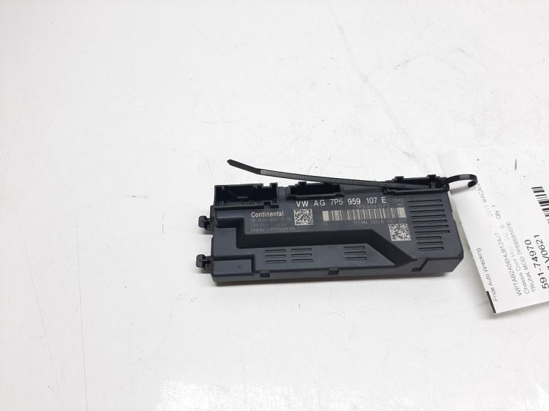 Porsche Macan Trunk Module Control Unit Tail Gate 7P5959107E
